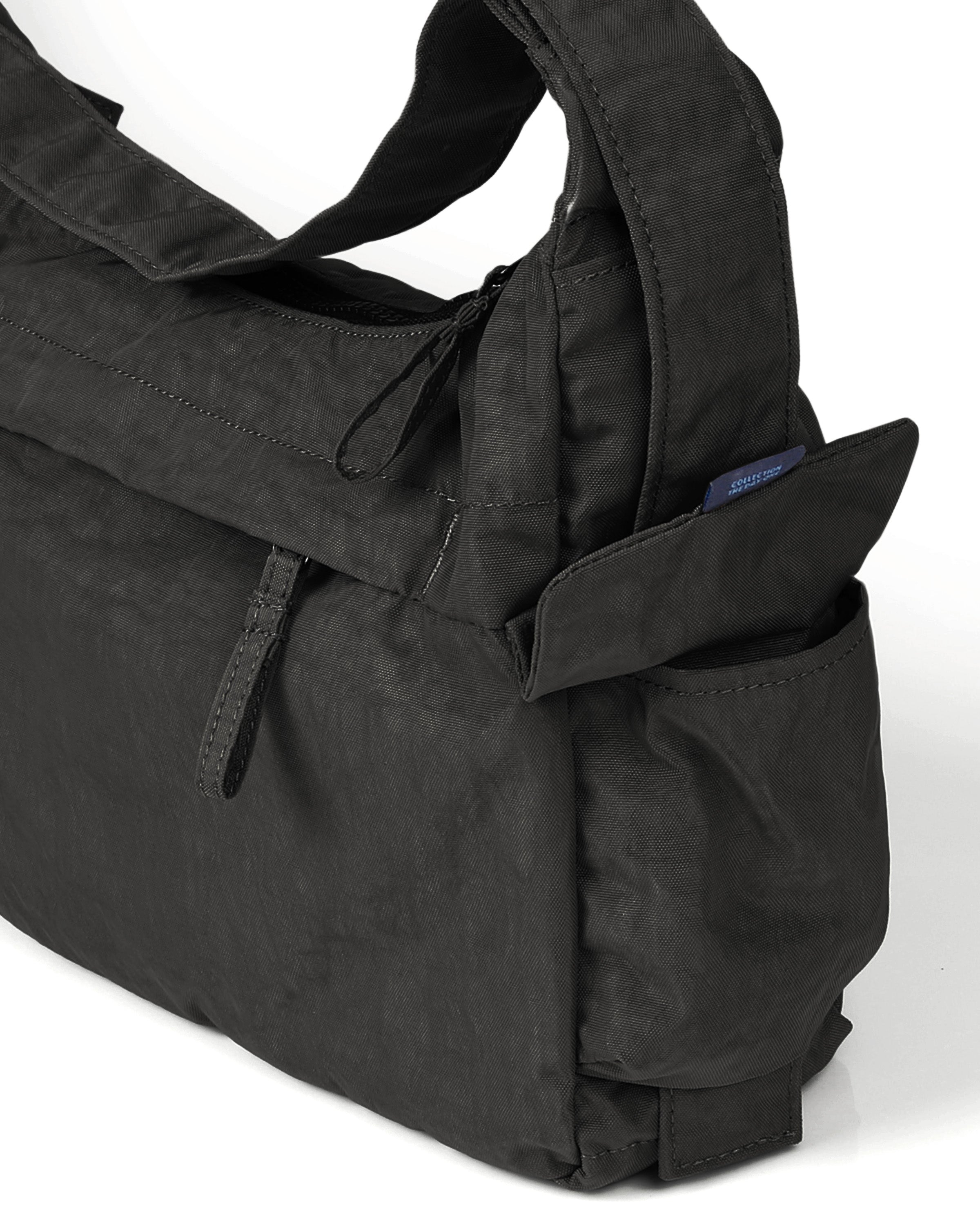 バッグ OSOI Black Cargo Bag OSOI Cargo Hobo Bag - Black | Garmentory